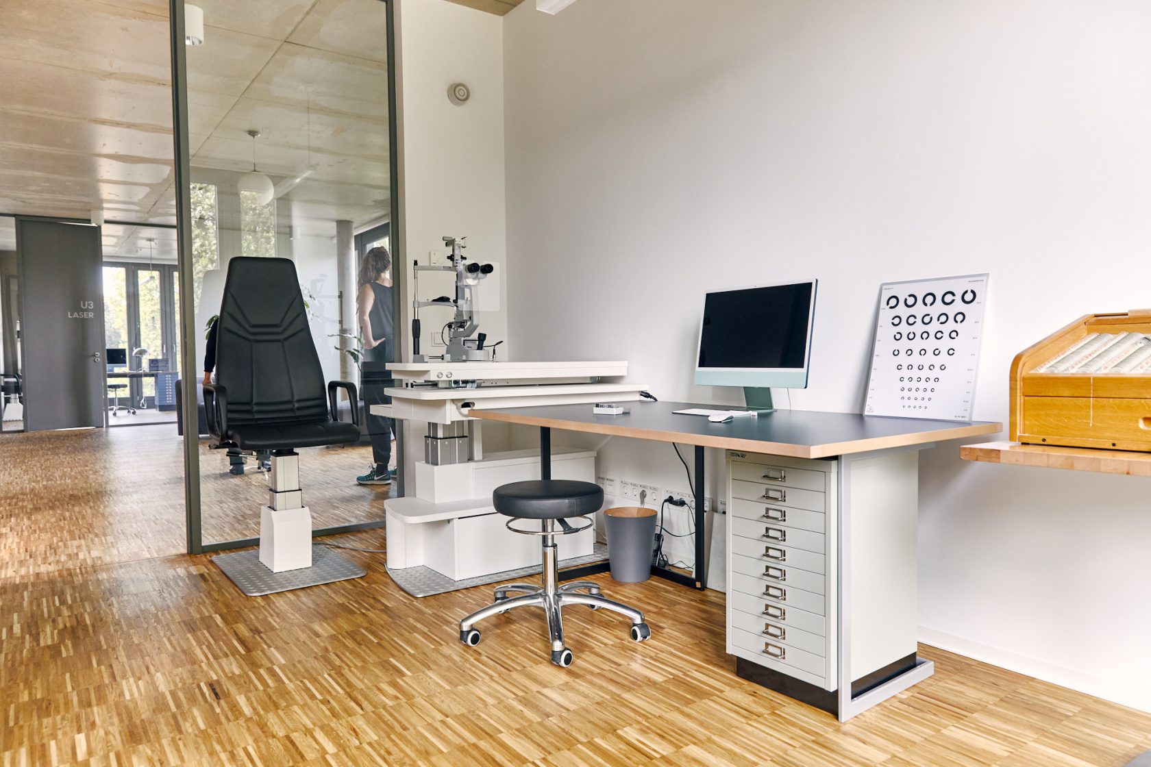 Vision 100 Die Augenärzte Augentagesklinik Mönchengladbach News - Opticum Augentagesklinik Neukölln
